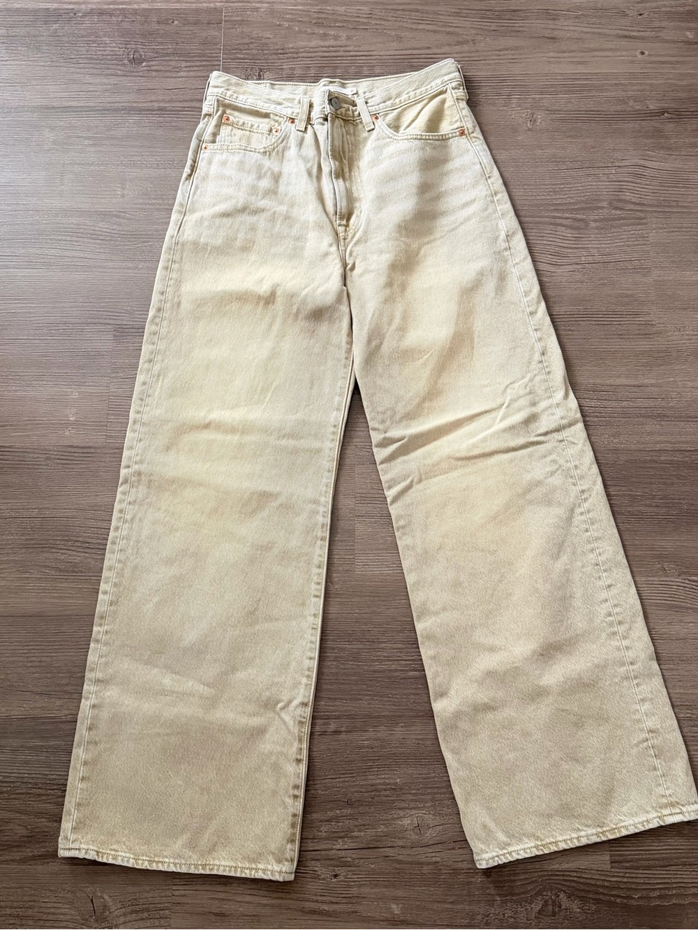 Levi’s Premium Ribcage Wide Leg High Rise Jeans Beige W30 L32